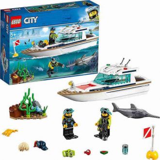 LEGO 60221 Diving yacht
